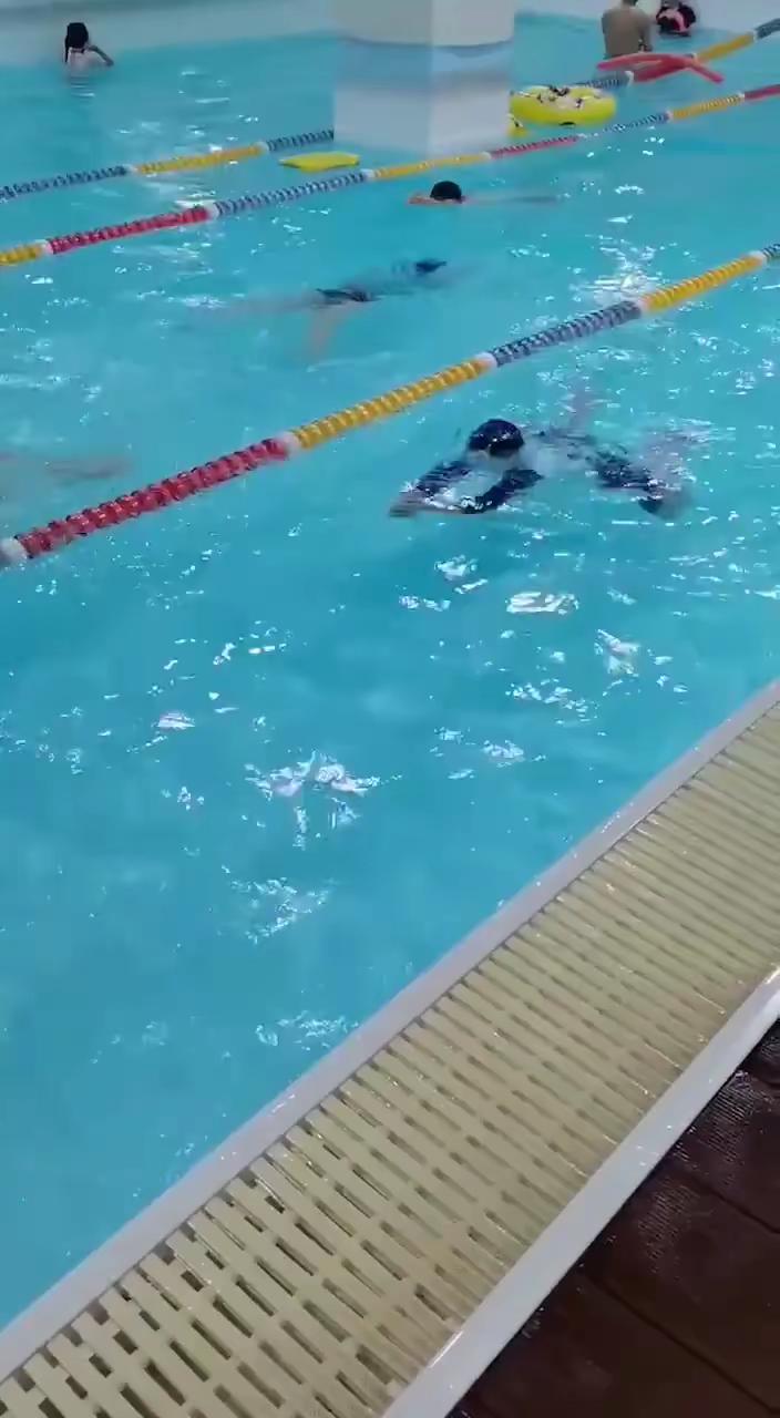 学游泳 选博派 更专业